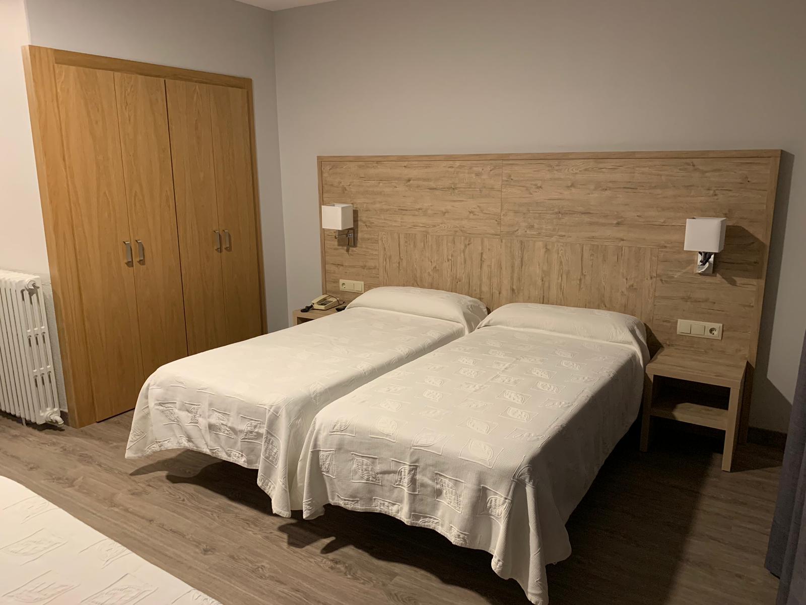 Hotel Bellavista Bellver De Cerdanya Exteriör bild
