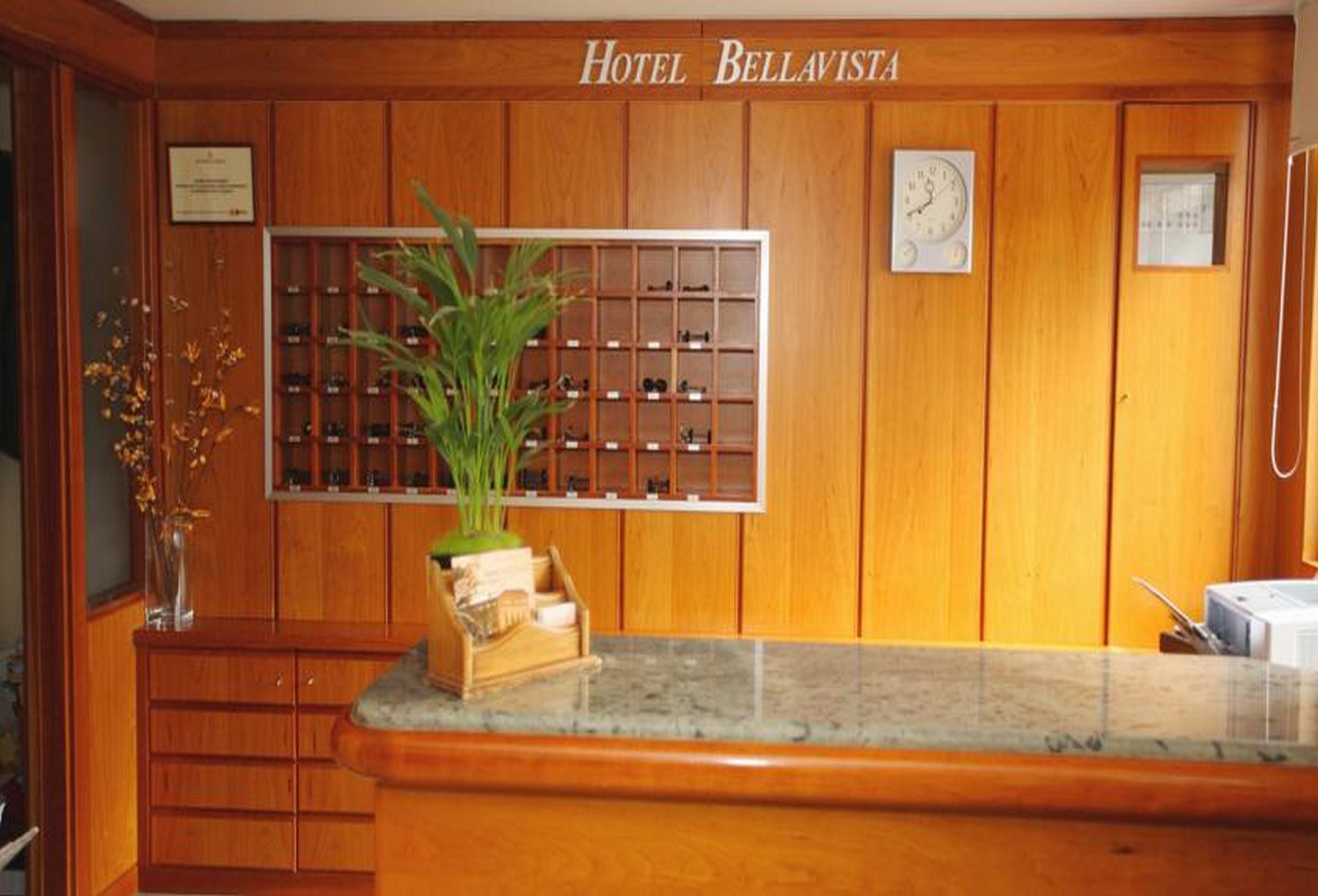 Hotel Bellavista Bellver De Cerdanya Exteriör bild